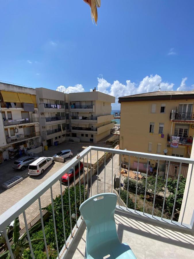 شقة Casa Davi تْشيفالو المظهر الخارجي الصورة